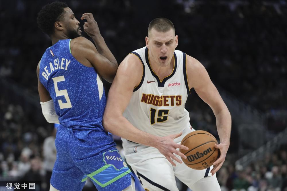 在当今足坛 在当今足坛